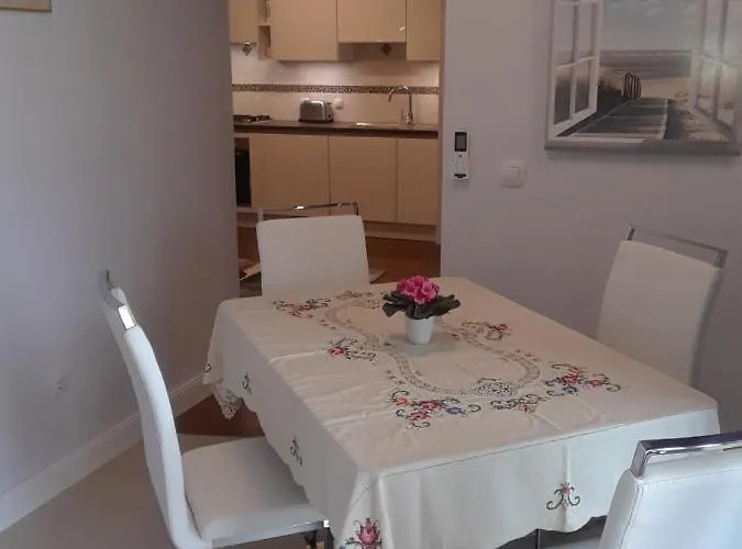 New Short Walk To 公寓 *